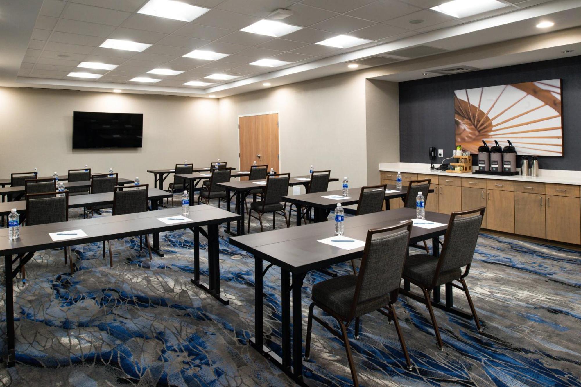 Fairfield Inn & Suites By Marriott Charlotte University Research Park מראה חיצוני תמונה